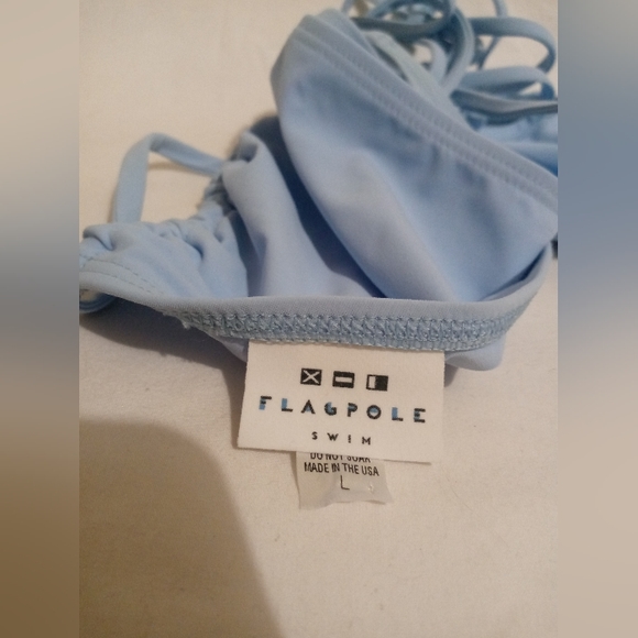 Flagpole Swim NWOT Light Blue Bikini Top, Size- Large - Picture 3 of 3